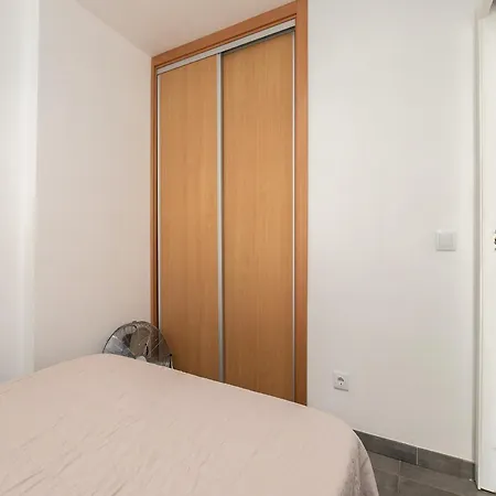 Akisol Beach Ii Apartment